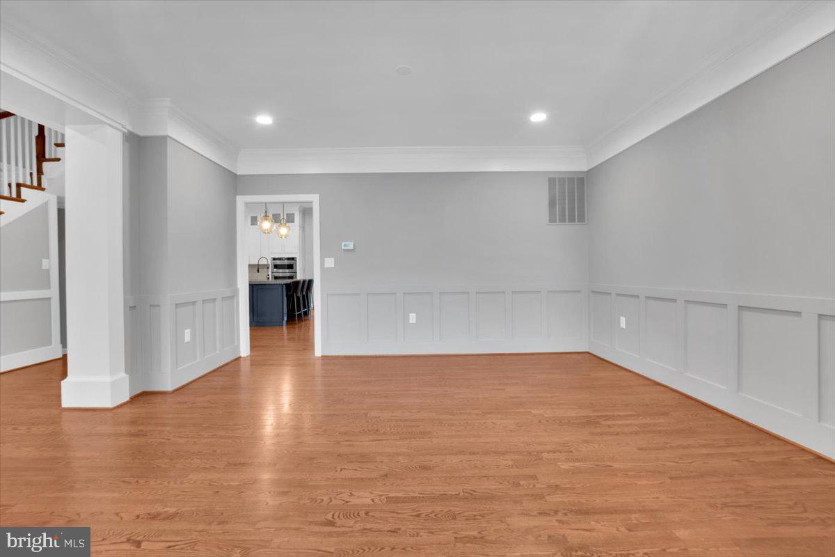 18263 MULLFIELD VILLAGE TER, LEESBURG, Virginia 20176, 4 Bedrooms Bedrooms, ,3 BathroomsBathrooms,Residential,For sale,18263 MULLFIELD VILLAGE TER,VALO2086736 MLS # VALO2086736