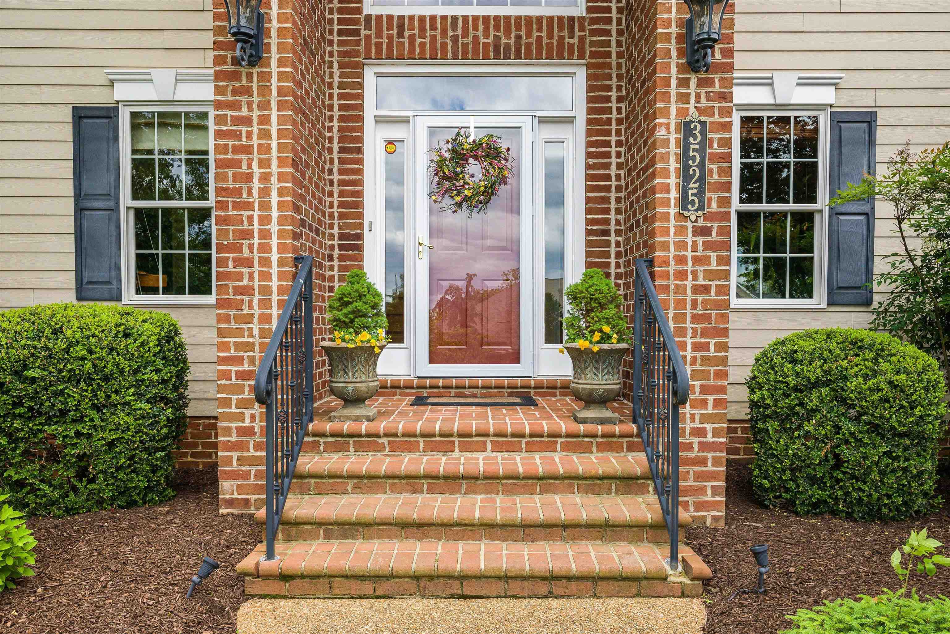3525 TRAVELER RD, ROCKINGHAM, Virginia 22801, 4 Bedrooms Bedrooms, ,4 BathroomsBathrooms,Residential,3525 TRAVELER RD,665391 MLS # 665391