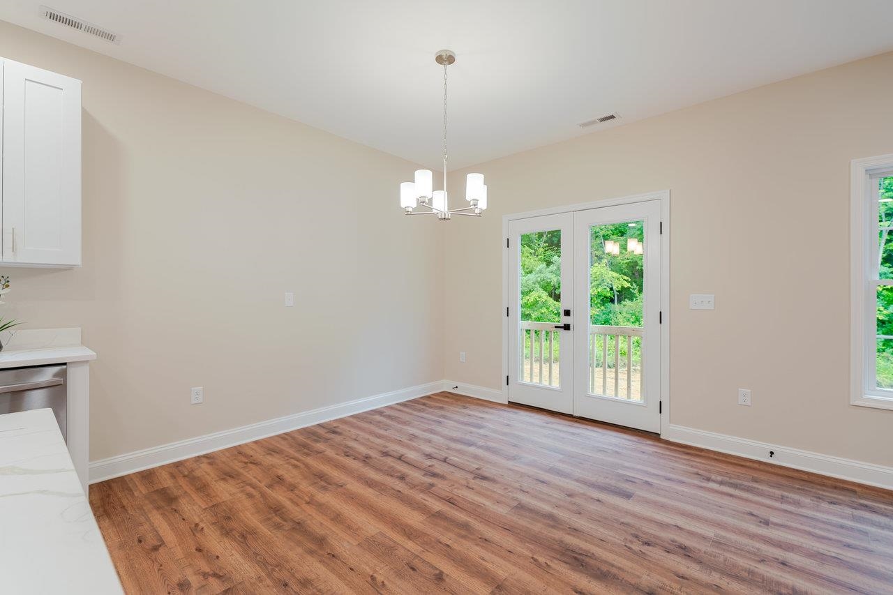 1101 ASPEN AVE, GROTTOES, Virginia 24441, 3 Bedrooms Bedrooms, ,2 BathroomsBathrooms,Residential,1101 ASPEN AVE,665392 MLS # 665392