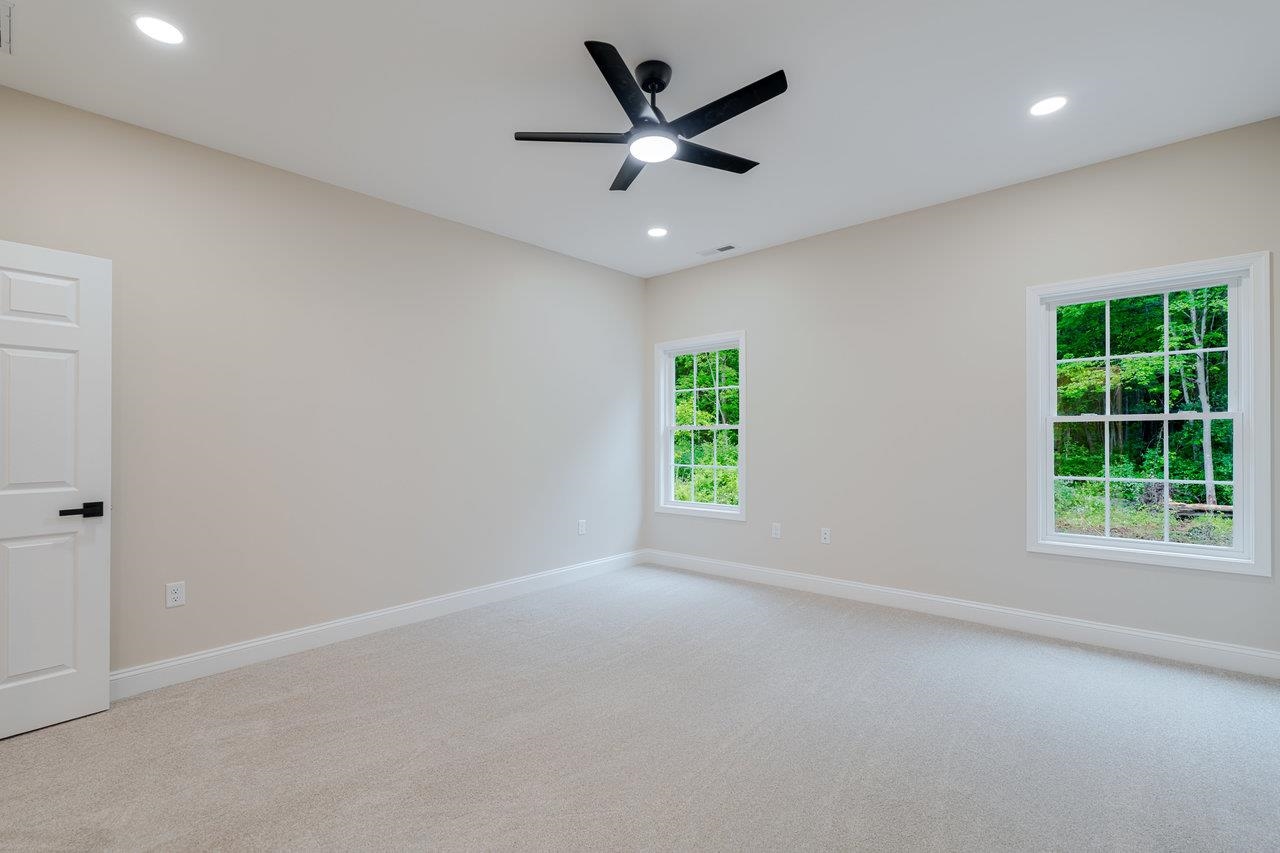 1101 ASPEN AVE, GROTTOES, Virginia 24441, 3 Bedrooms Bedrooms, ,2 BathroomsBathrooms,Residential,1101 ASPEN AVE,665392 MLS # 665392