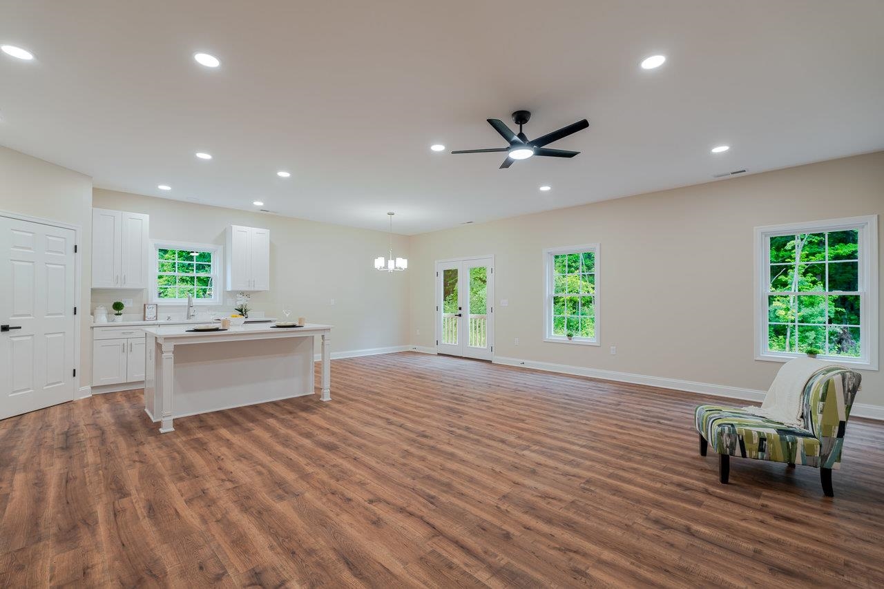 1101 ASPEN AVE, GROTTOES, Virginia 24441, 3 Bedrooms Bedrooms, ,2 BathroomsBathrooms,Residential,1101 ASPEN AVE,665392 MLS # 665392