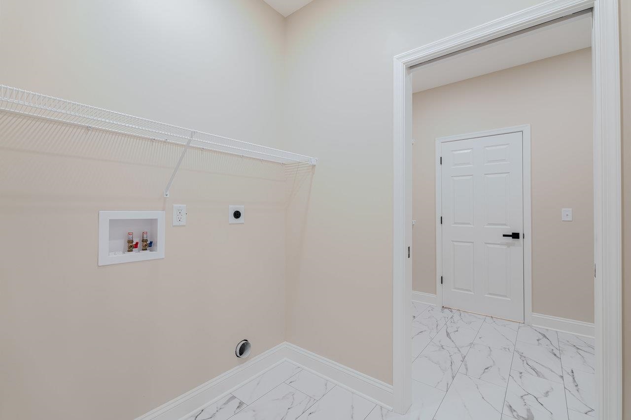 1101 ASPEN AVE, GROTTOES, Virginia 24441, 3 Bedrooms Bedrooms, ,2 BathroomsBathrooms,Residential,1101 ASPEN AVE,665392 MLS # 665392