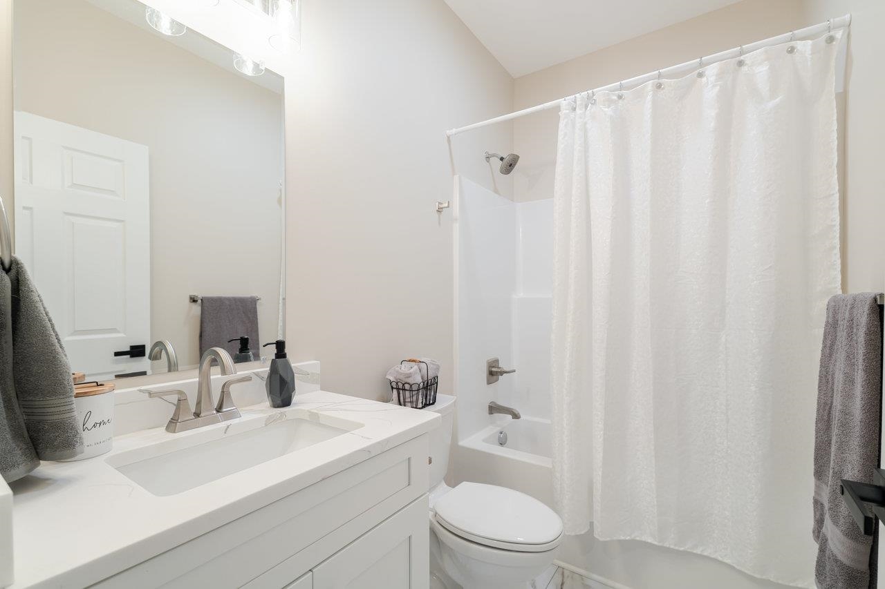1101 ASPEN AVE, GROTTOES, Virginia 24441, 3 Bedrooms Bedrooms, ,2 BathroomsBathrooms,Residential,1101 ASPEN AVE,665392 MLS # 665392