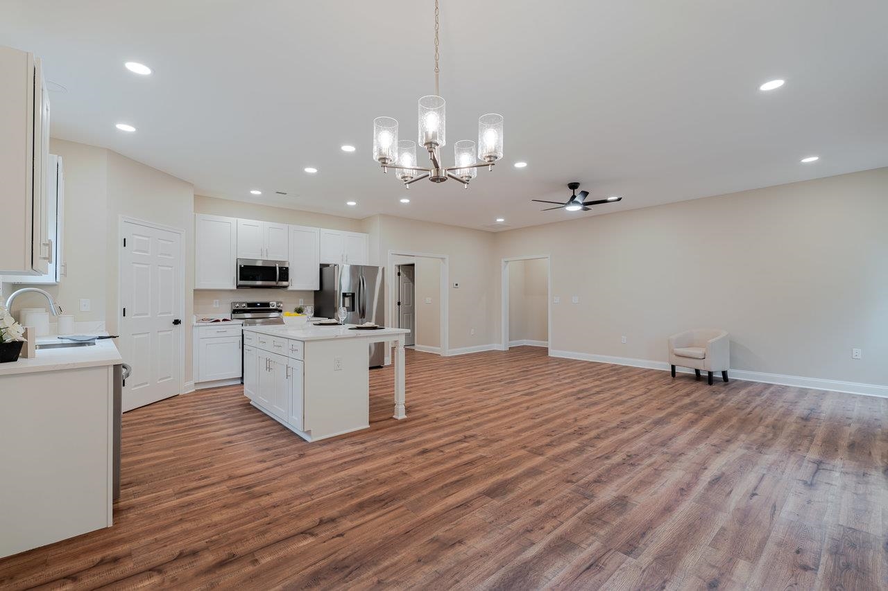 1103 ASPEN AVE, GROTTOES, Virginia 24441, 3 Bedrooms Bedrooms, ,2 BathroomsBathrooms,Residential,1103 ASPEN AVE,665393 MLS # 665393