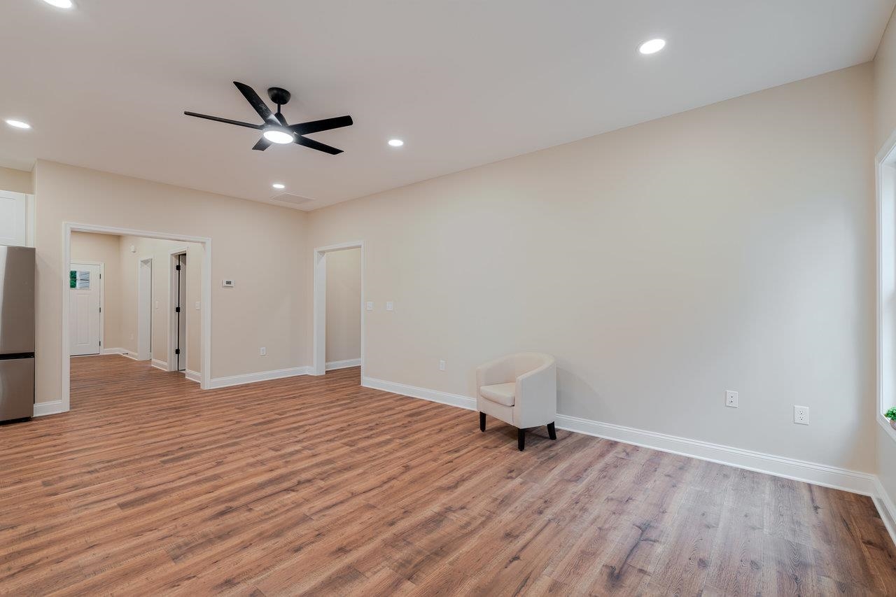 1103 ASPEN AVE, GROTTOES, Virginia 24441, 3 Bedrooms Bedrooms, ,2 BathroomsBathrooms,Residential,1103 ASPEN AVE,665393 MLS # 665393