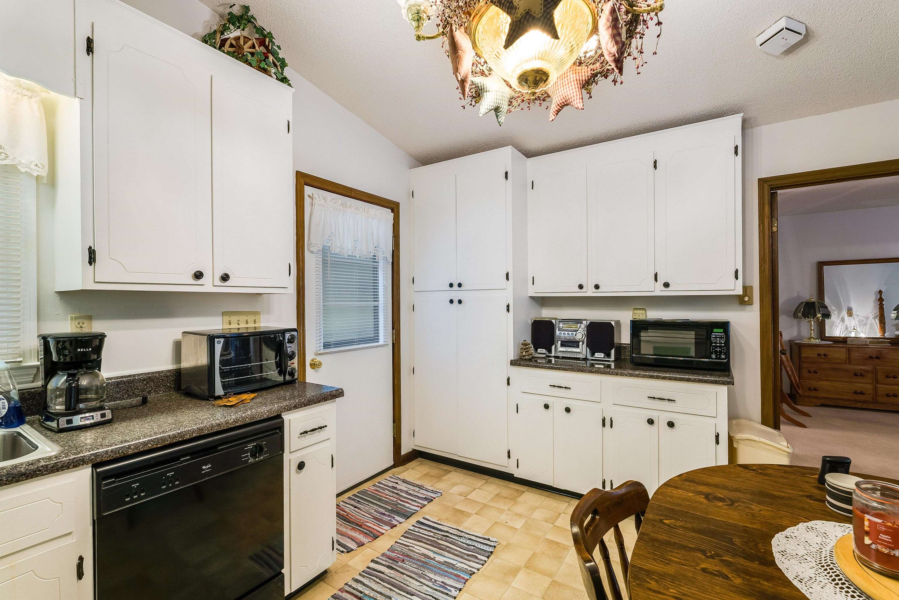 204 SPOTSWOOD LN, MCGAHEYSVILLE, Virginia 22840, 3 Bedrooms Bedrooms, ,3 BathroomsBathrooms,Residential,204 SPOTSWOOD LN,665396 MLS # 665396