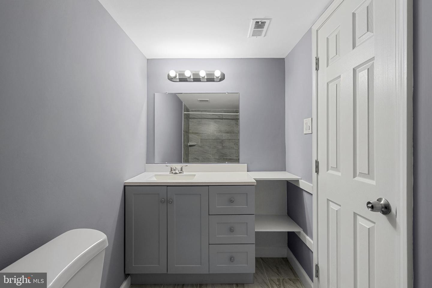 509 N ARMISTEAD ST #302, ALEXANDRIA, Virginia 22312, 2 Bedrooms Bedrooms, ,1 BathroomBathrooms,Residential,For sale,509 N ARMISTEAD ST #302,VAAX2042874 MLS # VAAX2042874
