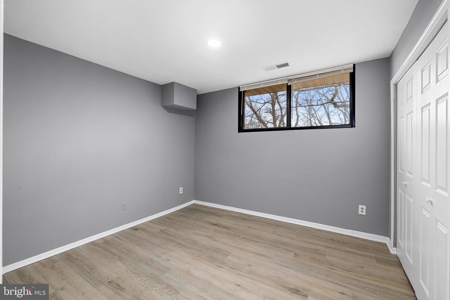 509 N ARMISTEAD ST #302, ALEXANDRIA, Virginia 22312, 2 Bedrooms Bedrooms, ,1 BathroomBathrooms,Residential,For sale,509 N ARMISTEAD ST #302,VAAX2042874 MLS # VAAX2042874