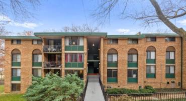 509 N ARMISTEAD ST #302, ALEXANDRIA, Virginia 22312, 2 Bedrooms Bedrooms, ,1 BathroomBathrooms,Residential,For sale,509 N ARMISTEAD ST #302,VAAX2042874 MLS # VAAX2042874