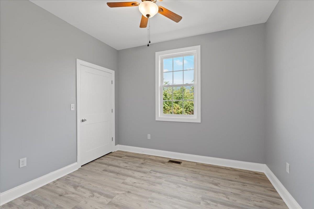 795 BARROWS CT, MCGAHEYSVILLE, Virginia 22840, 3 Bedrooms Bedrooms, ,2 BathroomsBathrooms,Residential,795 BARROWS CT,665399 MLS # 665399