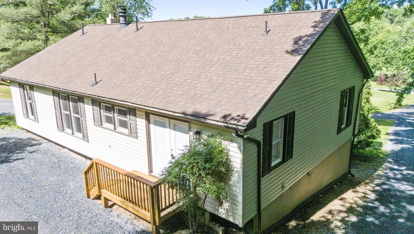 804 FARMS RIVER RD, FRONT ROYAL, Virginia 22630, 3 Bedrooms Bedrooms, ,2 BathroomsBathrooms,Residential,For sale,804 FARMS RIVER RD,VAWR2010836 MLS # VAWR2010836