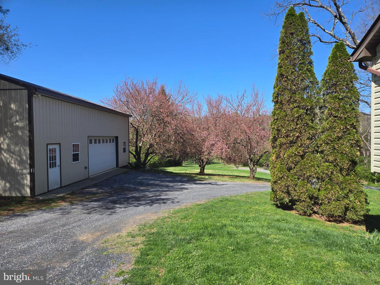 804 FARMS RIVER RD, FRONT ROYAL, Virginia 22630, 3 Bedrooms Bedrooms, ,2 BathroomsBathrooms,Residential,For sale,804 FARMS RIVER RD,VAWR2010836 MLS # VAWR2010836