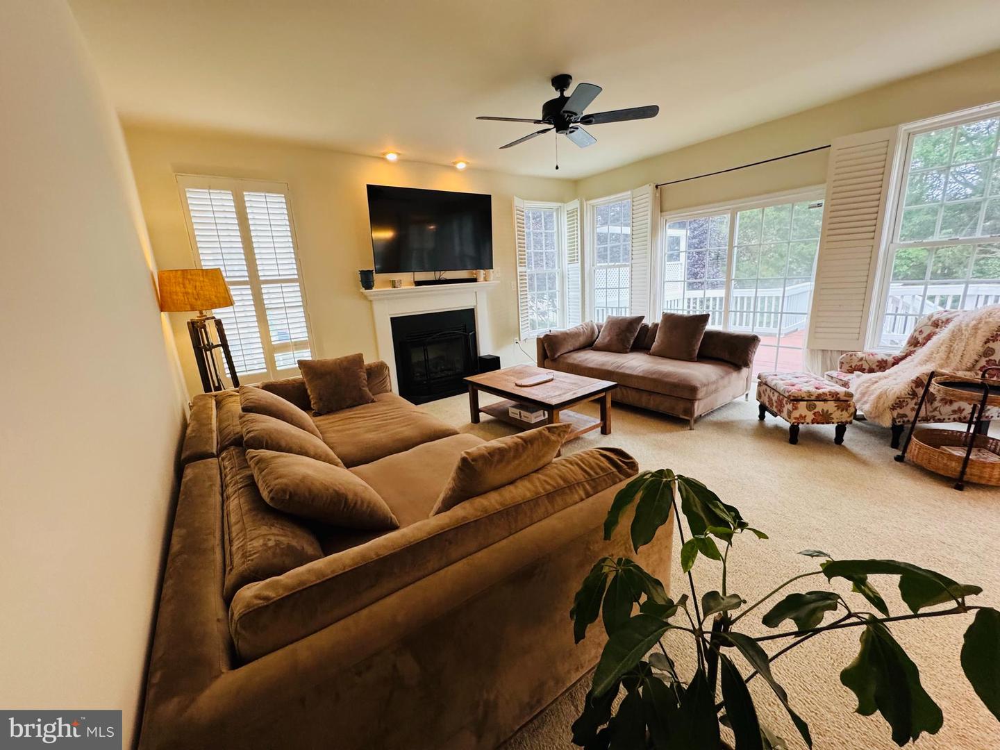 12253 TULANE FALLS DR, BRISTOW, Virginia 20136, 6 Bedrooms Bedrooms, ,3 BathroomsBathrooms,Residential,For sale,12253 TULANE FALLS DR,VAPW2091652 MLS # VAPW2091652