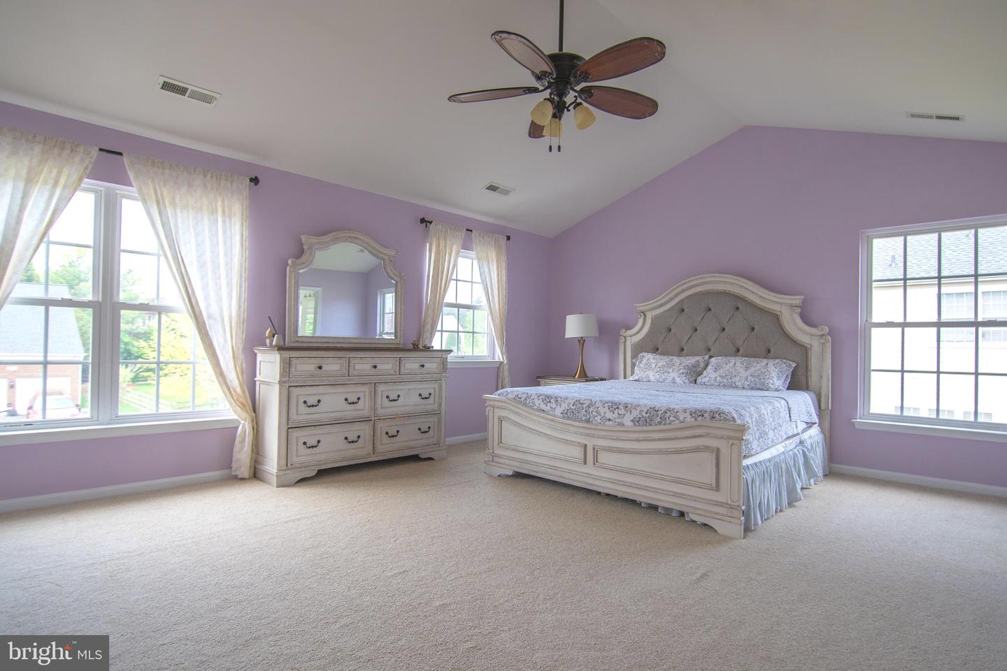 12253 TULANE FALLS DR, BRISTOW, Virginia 20136, 6 Bedrooms Bedrooms, ,3 BathroomsBathrooms,Residential,For sale,12253 TULANE FALLS DR,VAPW2091652 MLS # VAPW2091652