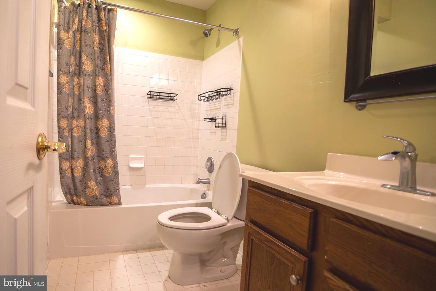 12253 TULANE FALLS DR, BRISTOW, Virginia 20136, 6 Bedrooms Bedrooms, ,3 BathroomsBathrooms,Residential,For sale,12253 TULANE FALLS DR,VAPW2091652 MLS # VAPW2091652