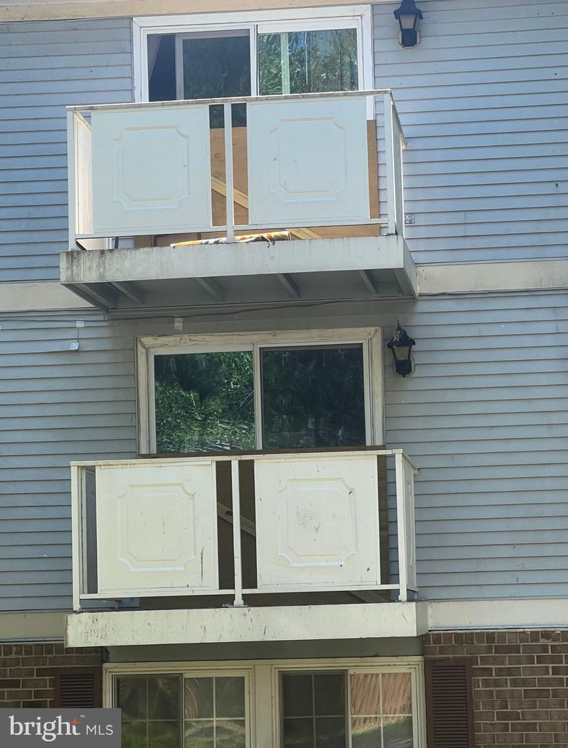 4410-A GROOMBRIDGE WAY #A, ALEXANDRIA, Virginia 22309, 2 Bedrooms Bedrooms, ,2 BathroomsBathrooms,Residential,For sale,4410-A GROOMBRIDGE WAY #A,VAFX2235838 MLS # VAFX2235838