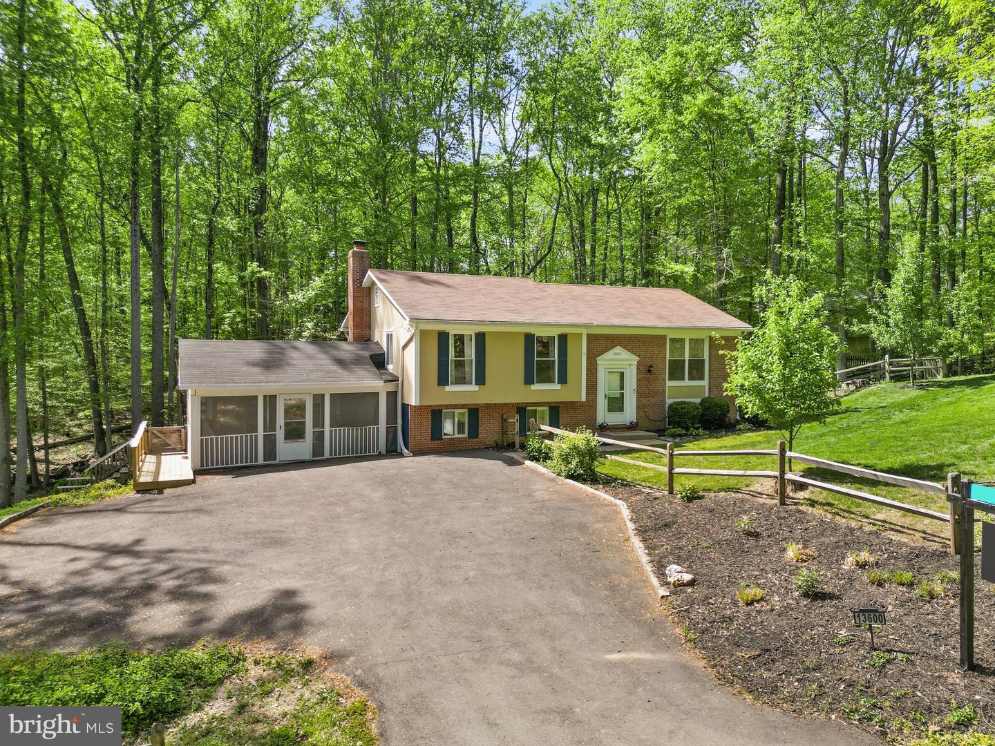 13600 SMITHWOOD CT, NOKESVILLE, Virginia 20181, 4 Bedrooms Bedrooms, ,3 BathroomsBathrooms,Residential,For sale,13600 SMITHWOOD CT,VAPW2092716 MLS # VAPW2092716