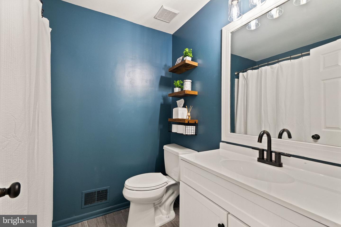 13600 SMITHWOOD CT, NOKESVILLE, Virginia 20181, 4 Bedrooms Bedrooms, ,3 BathroomsBathrooms,Residential,For sale,13600 SMITHWOOD CT,VAPW2092716 MLS # VAPW2092716