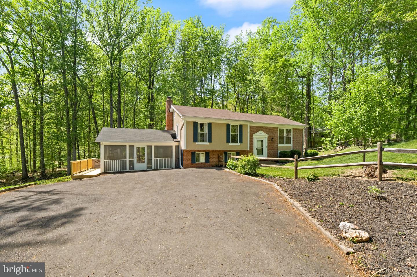 13600 SMITHWOOD CT, NOKESVILLE, Virginia 20181, 4 Bedrooms Bedrooms, ,3 BathroomsBathrooms,Residential,For sale,13600 SMITHWOOD CT,VAPW2092716 MLS # VAPW2092716
