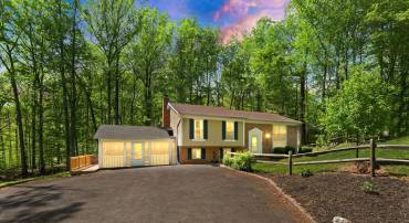 13600 SMITHWOOD CT, NOKESVILLE, Virginia 20181, 4 Bedrooms Bedrooms, ,3 BathroomsBathrooms,Residential,For sale,13600 SMITHWOOD CT,VAPW2092716 MLS # VAPW2092716