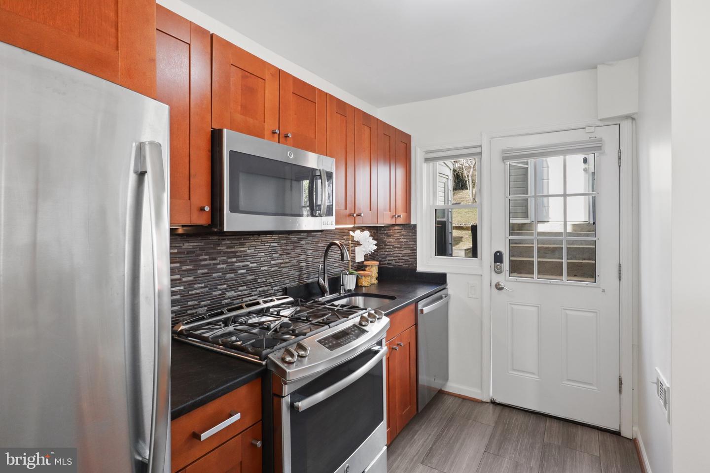 77 UNDERWOOD ST NW, WASHINGTON, District Of Columbia 20012, 4 Bedrooms Bedrooms, 4 Rooms Rooms,4 BathroomsBathrooms,Residential,For sale,77 UNDERWOOD ST NW,DCDC2197146 MLS # DCDC2197146