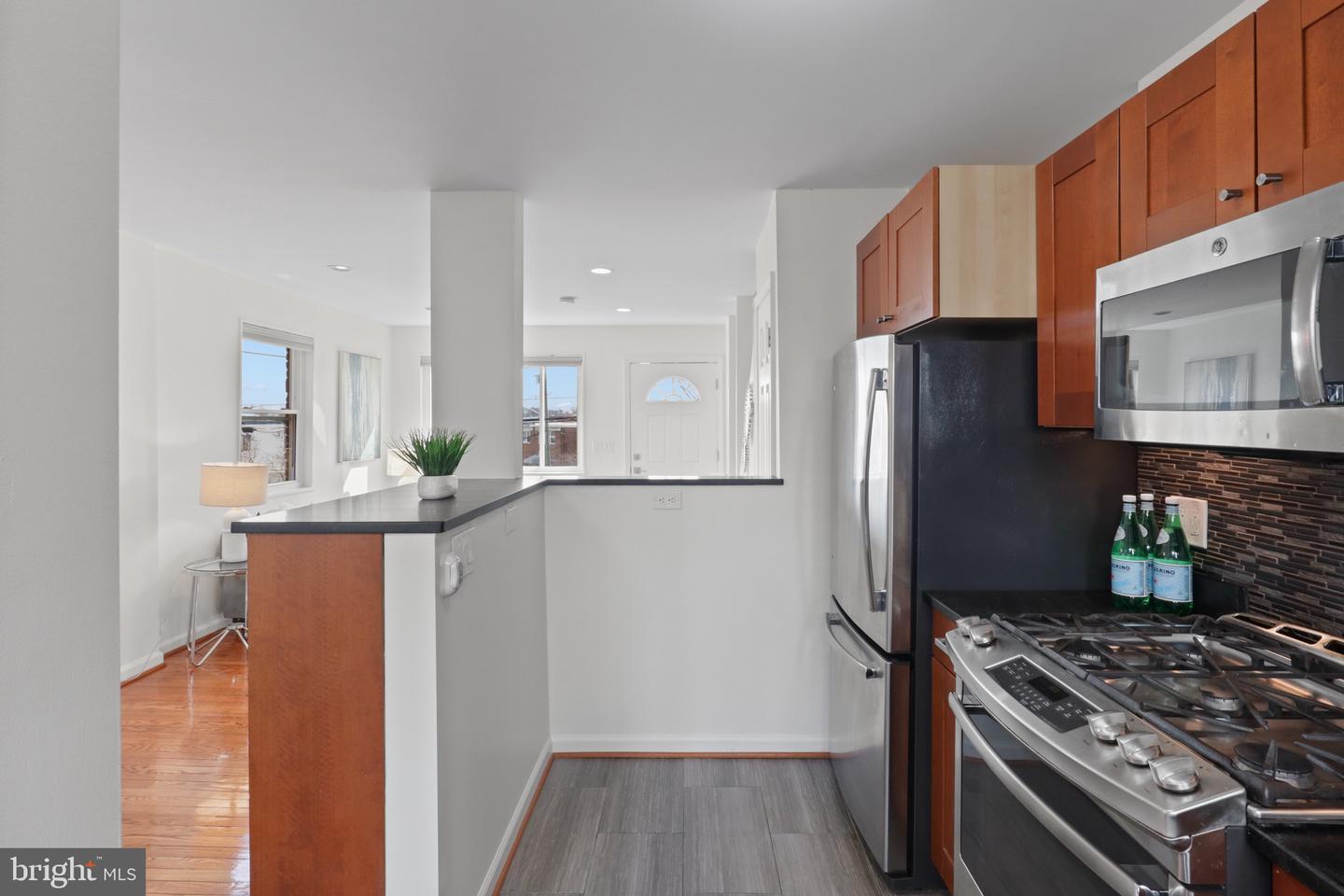 77 UNDERWOOD ST NW, WASHINGTON, District Of Columbia 20012, 4 Bedrooms Bedrooms, 4 Rooms Rooms,4 BathroomsBathrooms,Residential,For sale,77 UNDERWOOD ST NW,DCDC2197146 MLS # DCDC2197146