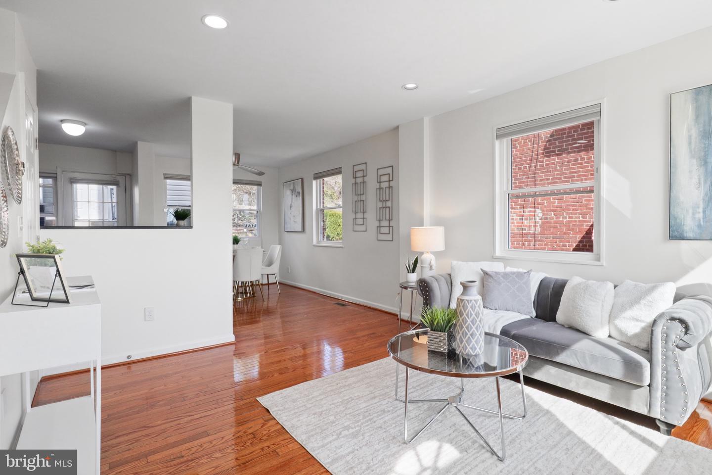 77 UNDERWOOD ST NW, WASHINGTON, District Of Columbia 20012, 4 Bedrooms Bedrooms, 4 Rooms Rooms,4 BathroomsBathrooms,Residential,For sale,77 UNDERWOOD ST NW,DCDC2197146 MLS # DCDC2197146