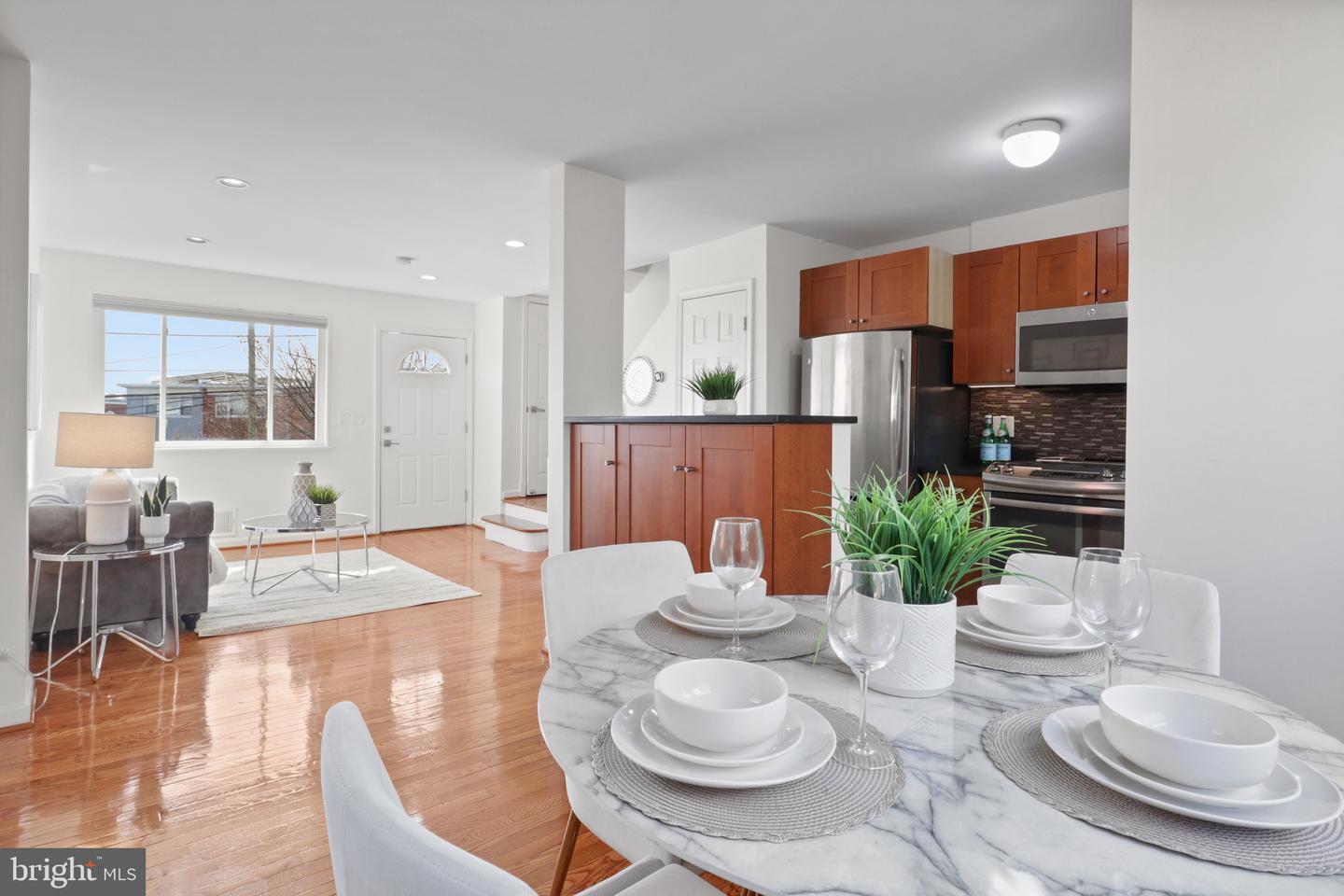77 UNDERWOOD ST NW, WASHINGTON, District Of Columbia 20012, 4 Bedrooms Bedrooms, 4 Rooms Rooms,4 BathroomsBathrooms,Residential,For sale,77 UNDERWOOD ST NW,DCDC2197146 MLS # DCDC2197146