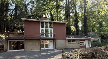 536 VALLEY RD, CHARLOTTESVILLE, Virginia 22903, 7 Bedrooms Bedrooms, ,3 BathroomsBathrooms,Residential,For sale,536 VALLEY RD,663708 MLS # 663708