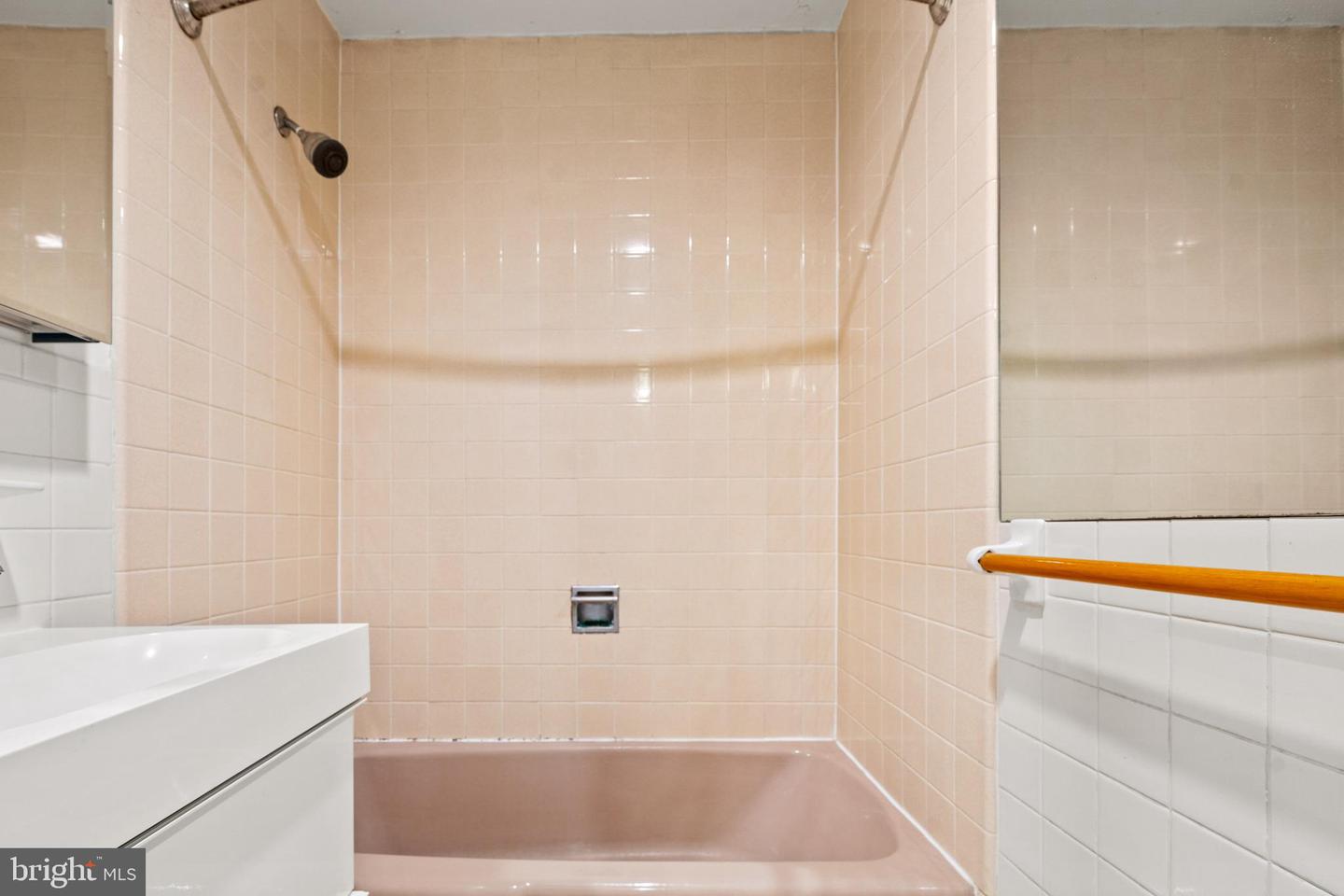 11493 WATERVIEW CLUSTER, RESTON, Virginia 20190, 3 Bedrooms Bedrooms, ,2 BathroomsBathrooms,Residential,For sale,11493 WATERVIEW CLUSTER,VAFX2237808 MLS # VAFX2237808