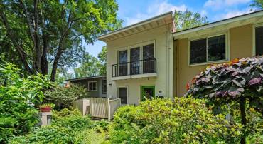 11493 WATERVIEW CLUSTER, RESTON, Virginia 20190, 3 Bedrooms Bedrooms, ,2 BathroomsBathrooms,Residential,For sale,11493 WATERVIEW CLUSTER,VAFX2237808 MLS # VAFX2237808