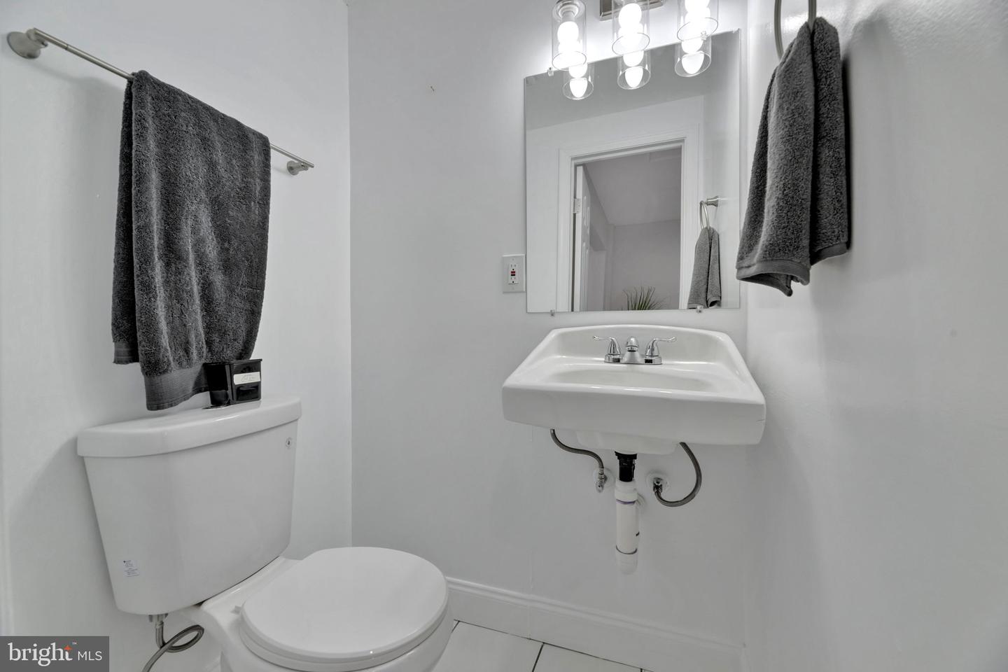 98 ELMIRA ST SW, WASHINGTON, District Of Columbia 20032, 4 Bedrooms Bedrooms, ,2 BathroomsBathrooms,Residential,For sale,98 ELMIRA ST SW,DCDC2198568 MLS # DCDC2198568