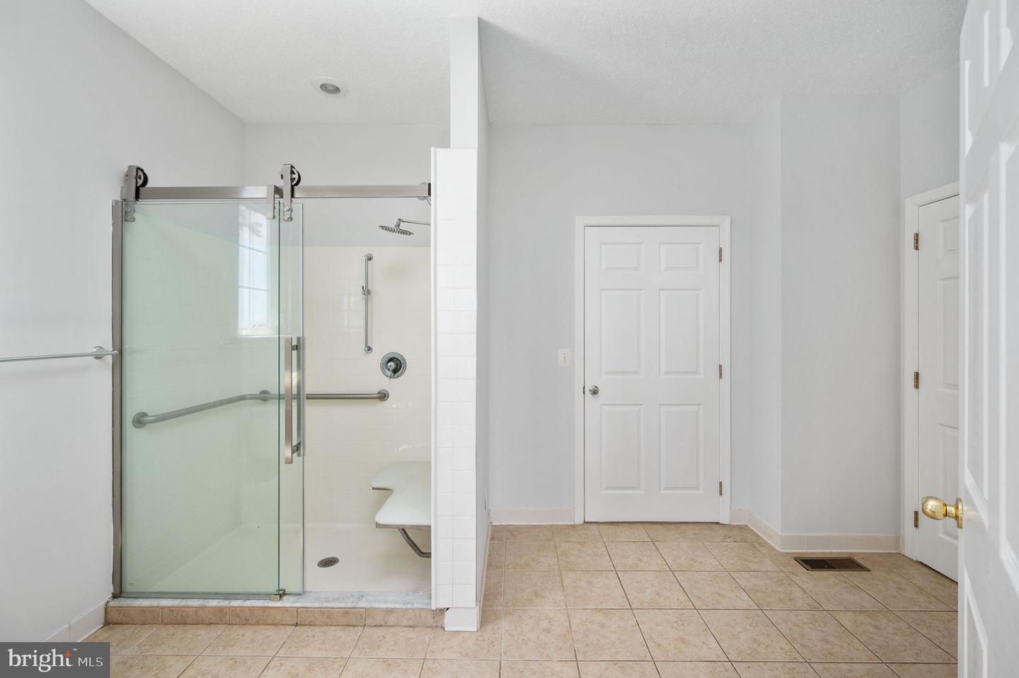 9129 PEBBLE BEACH LN, KING GEORGE, Virginia 22485, 6 Bedrooms Bedrooms, ,3 BathroomsBathrooms,Residential,For sale,9129 PEBBLE BEACH LN,VAKG2006376 MLS # VAKG2006376