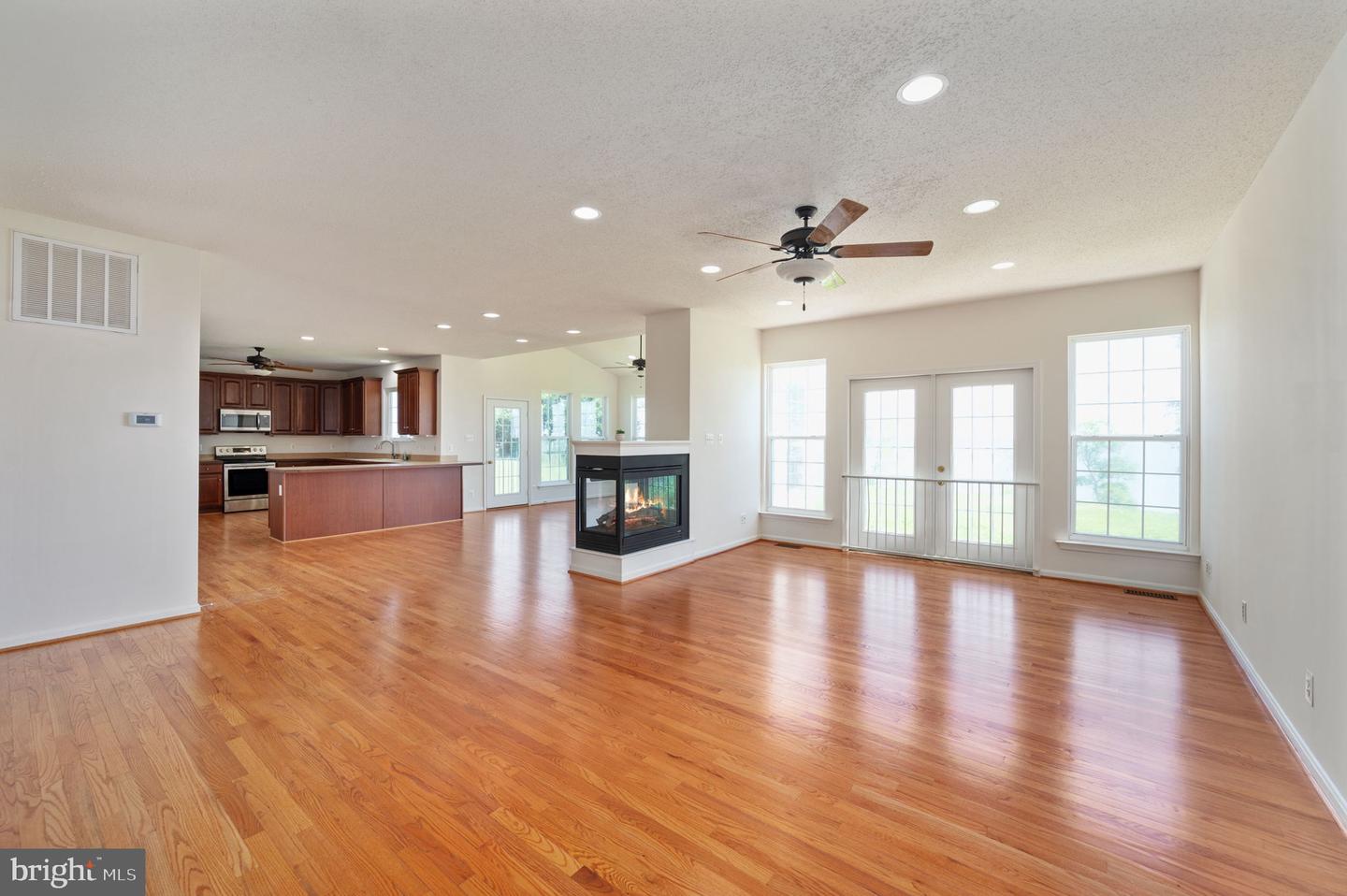 9129 PEBBLE BEACH LN, KING GEORGE, Virginia 22485, 6 Bedrooms Bedrooms, ,3 BathroomsBathrooms,Residential,For sale,9129 PEBBLE BEACH LN,VAKG2006376 MLS # VAKG2006376