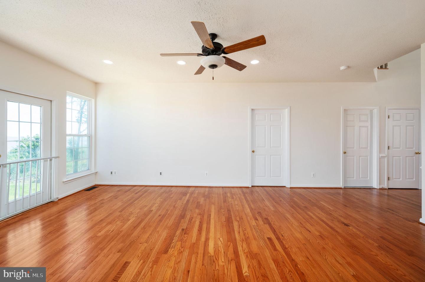 9129 PEBBLE BEACH LN, KING GEORGE, Virginia 22485, 6 Bedrooms Bedrooms, ,3 BathroomsBathrooms,Residential,For sale,9129 PEBBLE BEACH LN,VAKG2006376 MLS # VAKG2006376