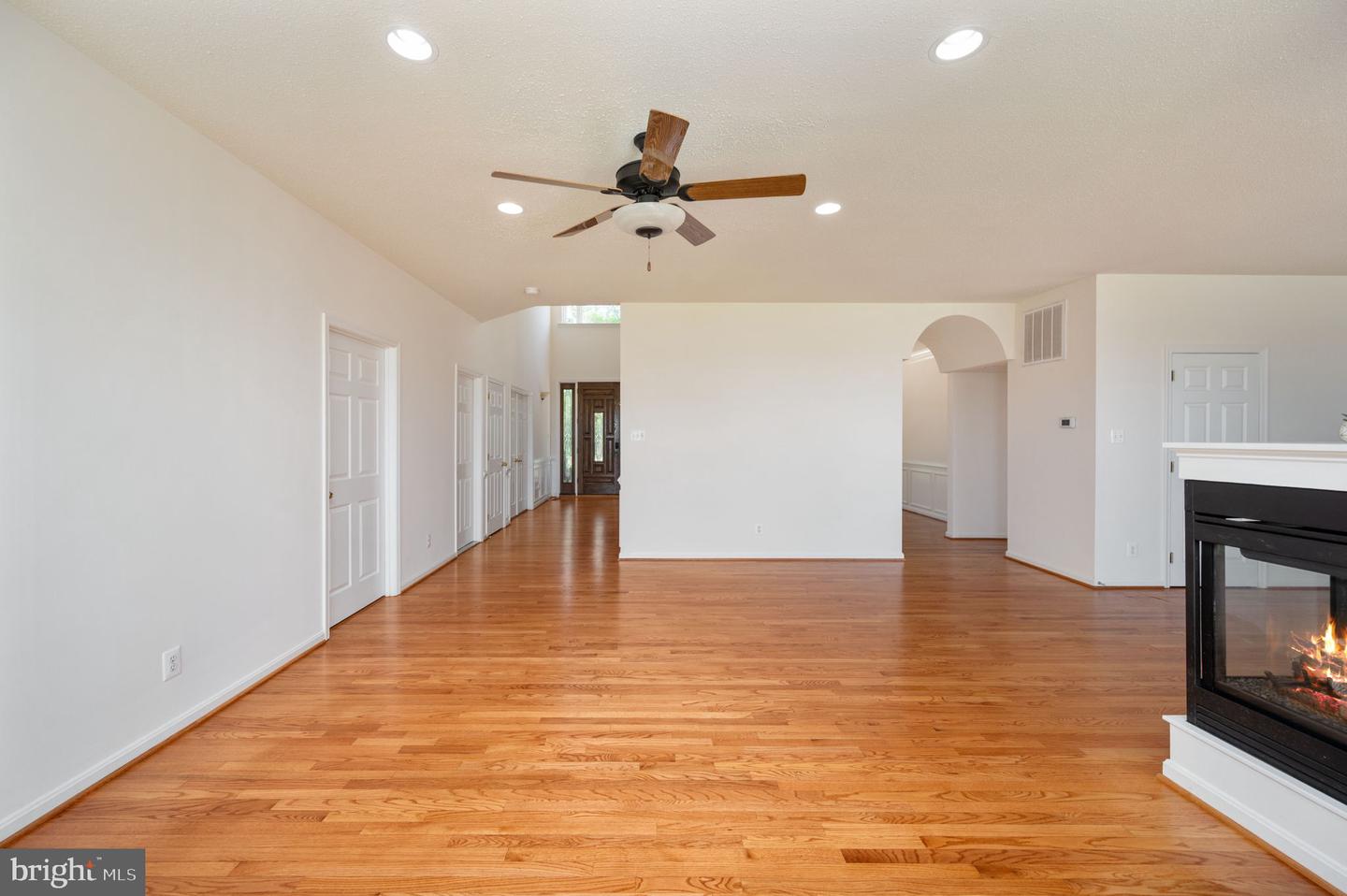 9129 PEBBLE BEACH LN, KING GEORGE, Virginia 22485, 6 Bedrooms Bedrooms, ,3 BathroomsBathrooms,Residential,For sale,9129 PEBBLE BEACH LN,VAKG2006376 MLS # VAKG2006376