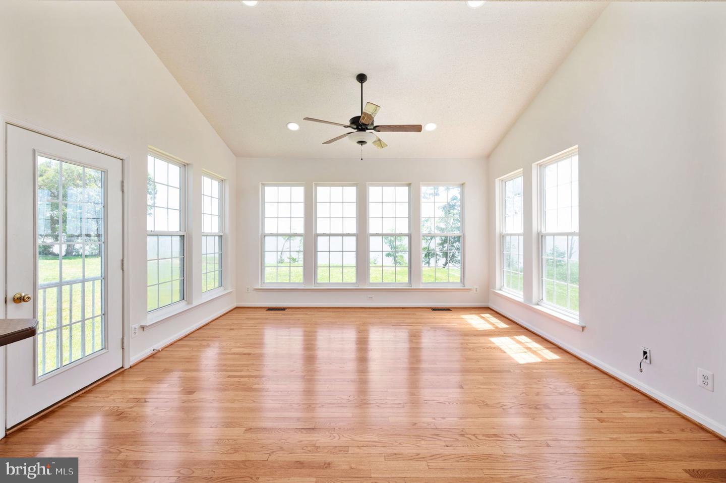 9129 PEBBLE BEACH LN, KING GEORGE, Virginia 22485, 6 Bedrooms Bedrooms, ,3 BathroomsBathrooms,Residential,For sale,9129 PEBBLE BEACH LN,VAKG2006376 MLS # VAKG2006376