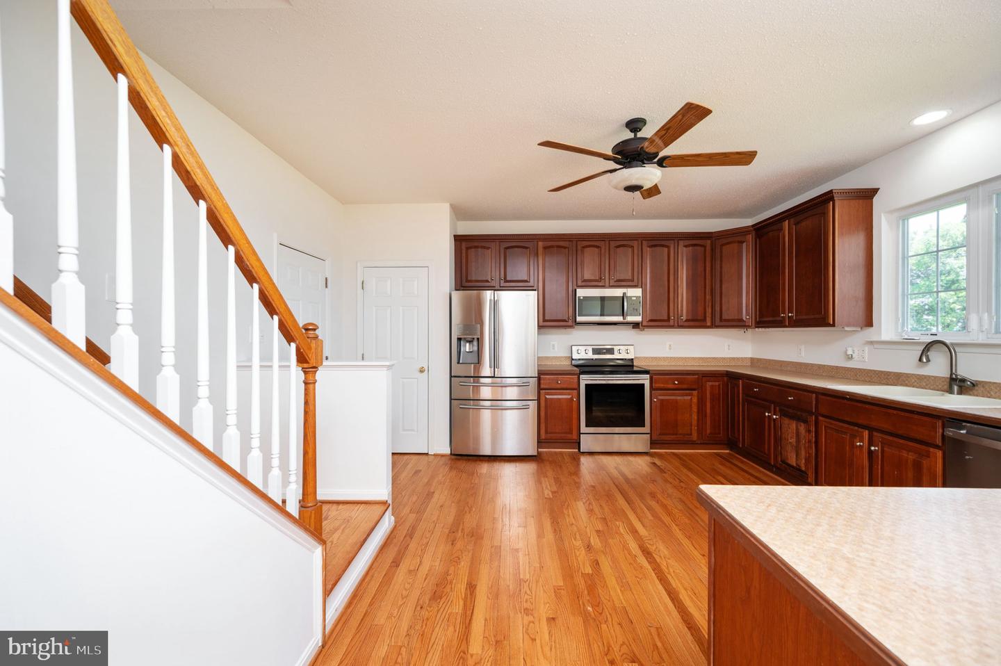 9129 PEBBLE BEACH LN, KING GEORGE, Virginia 22485, 6 Bedrooms Bedrooms, ,3 BathroomsBathrooms,Residential,For sale,9129 PEBBLE BEACH LN,VAKG2006376 MLS # VAKG2006376