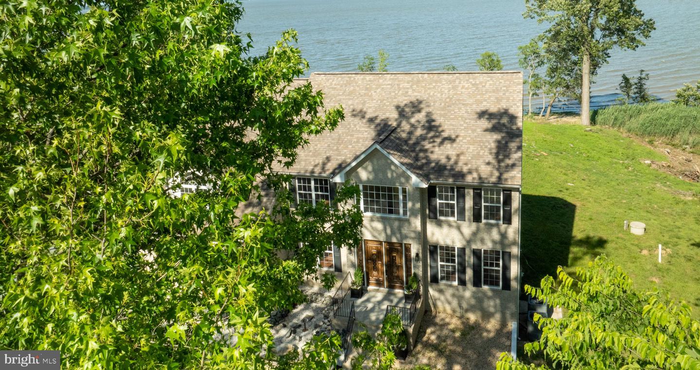 9129 PEBBLE BEACH LN, KING GEORGE, Virginia 22485, 6 Bedrooms Bedrooms, ,3 BathroomsBathrooms,Residential,For sale,9129 PEBBLE BEACH LN,VAKG2006376 MLS # VAKG2006376