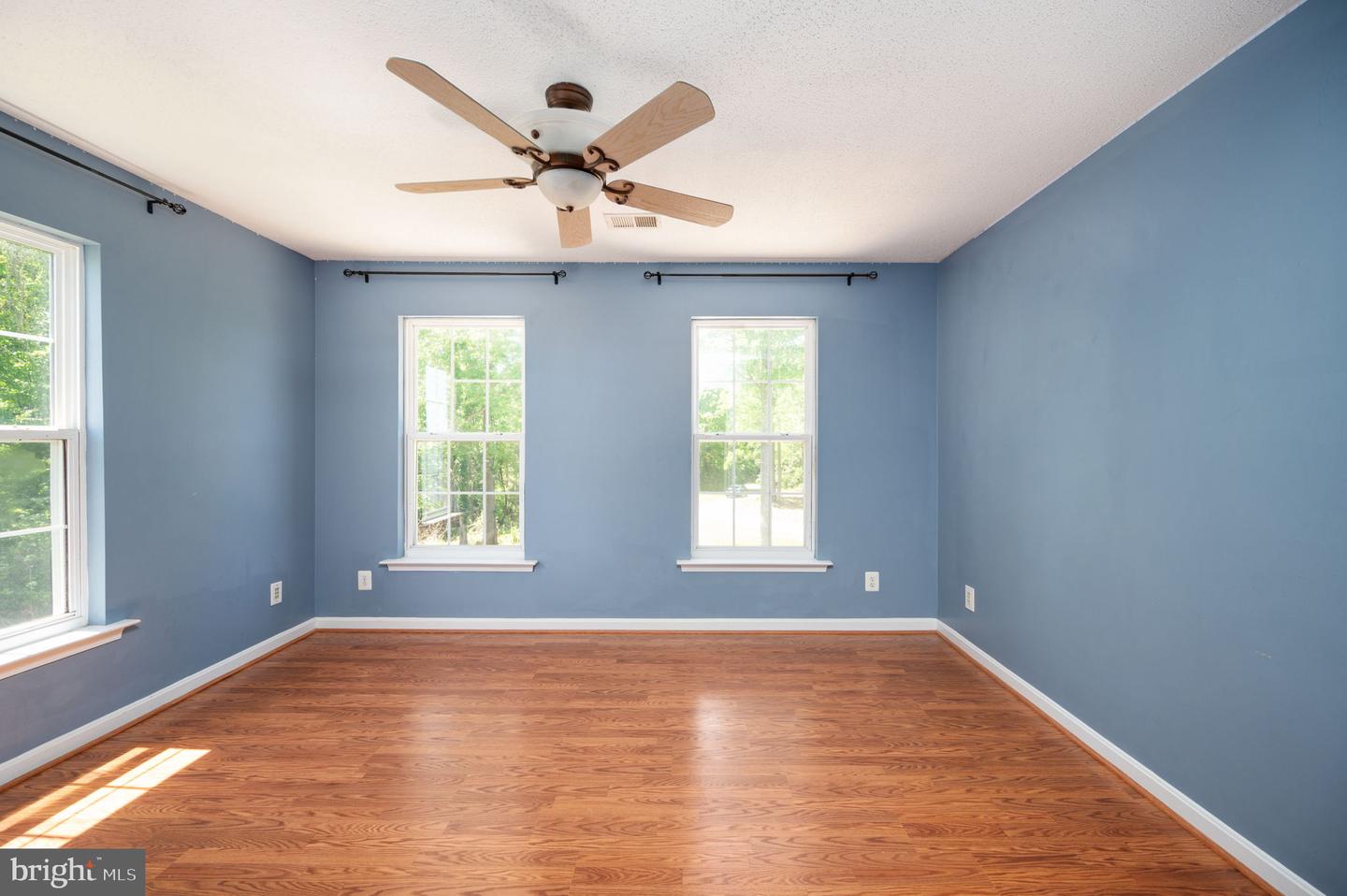 9129 PEBBLE BEACH LN, KING GEORGE, Virginia 22485, 6 Bedrooms Bedrooms, ,3 BathroomsBathrooms,Residential,For sale,9129 PEBBLE BEACH LN,VAKG2006376 MLS # VAKG2006376