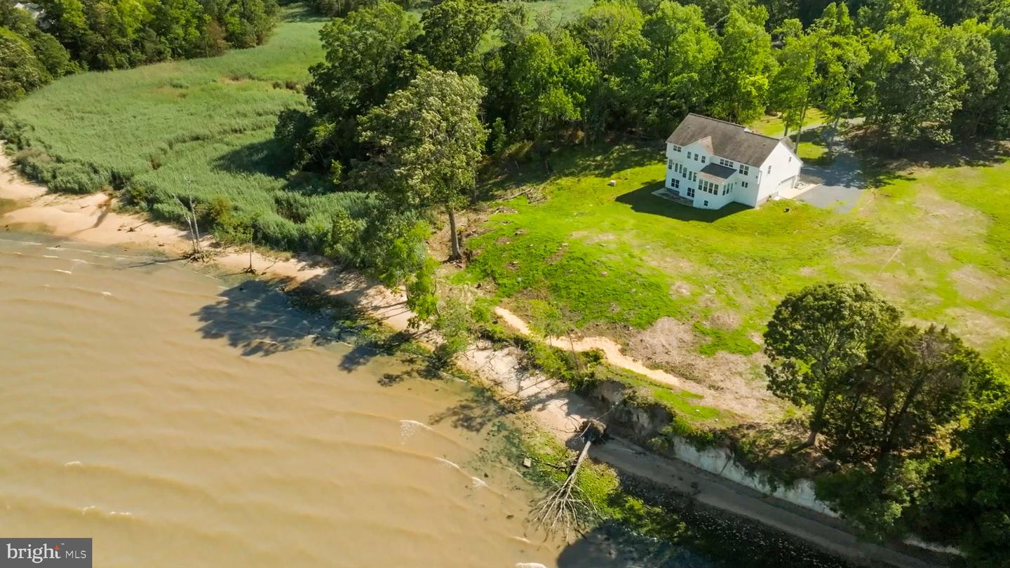9129 PEBBLE BEACH LN, KING GEORGE, Virginia 22485, 6 Bedrooms Bedrooms, ,3 BathroomsBathrooms,Residential,For sale,9129 PEBBLE BEACH LN,VAKG2006376 MLS # VAKG2006376
