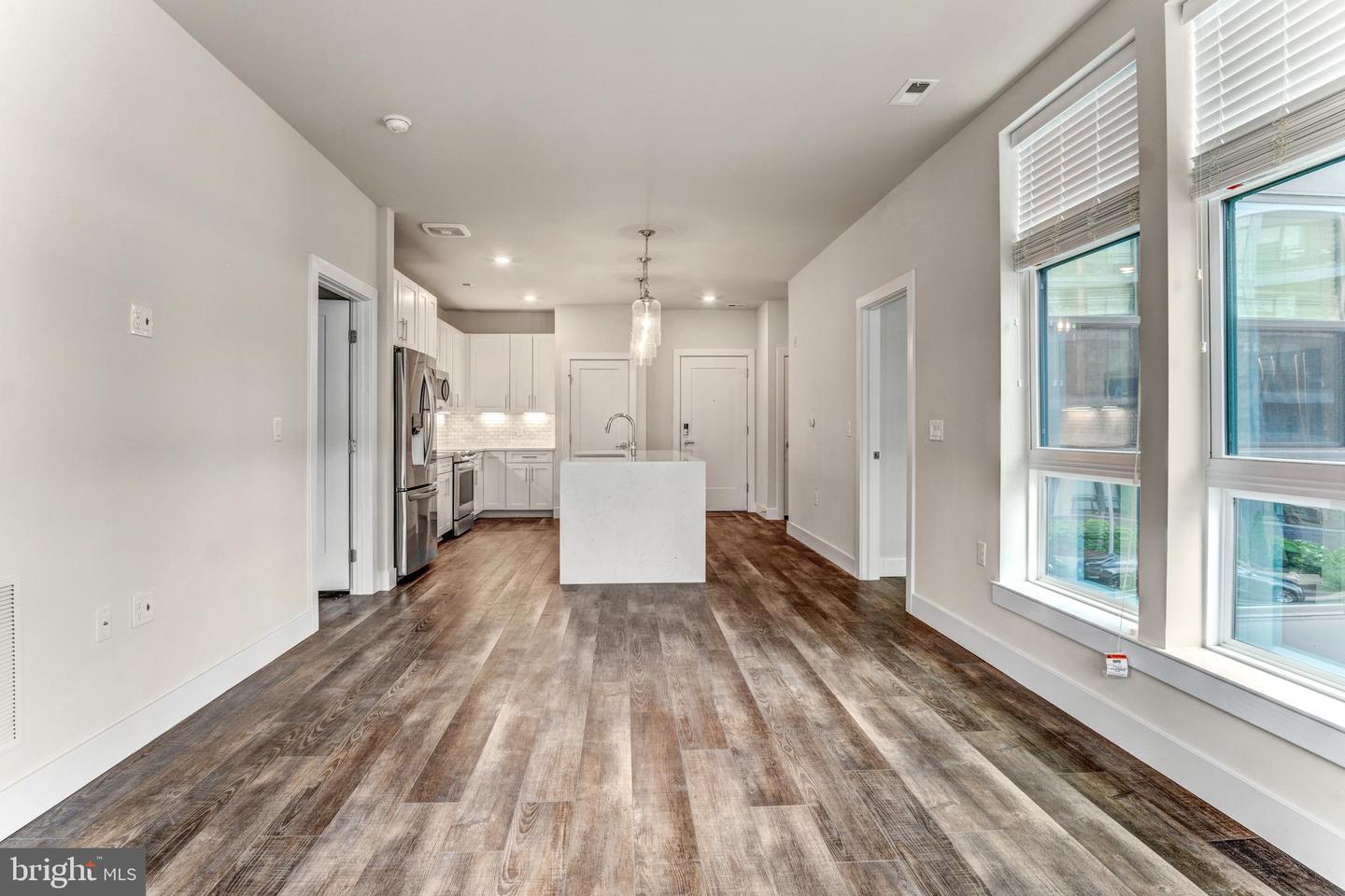 1761 OLD MEADOW RD #209, MCLEAN, Virginia 22102, 2 Bedrooms Bedrooms, ,1 BathroomBathrooms,Residential,For sale,1761 OLD MEADOW RD #209,VAFX2240720 MLS # VAFX2240720