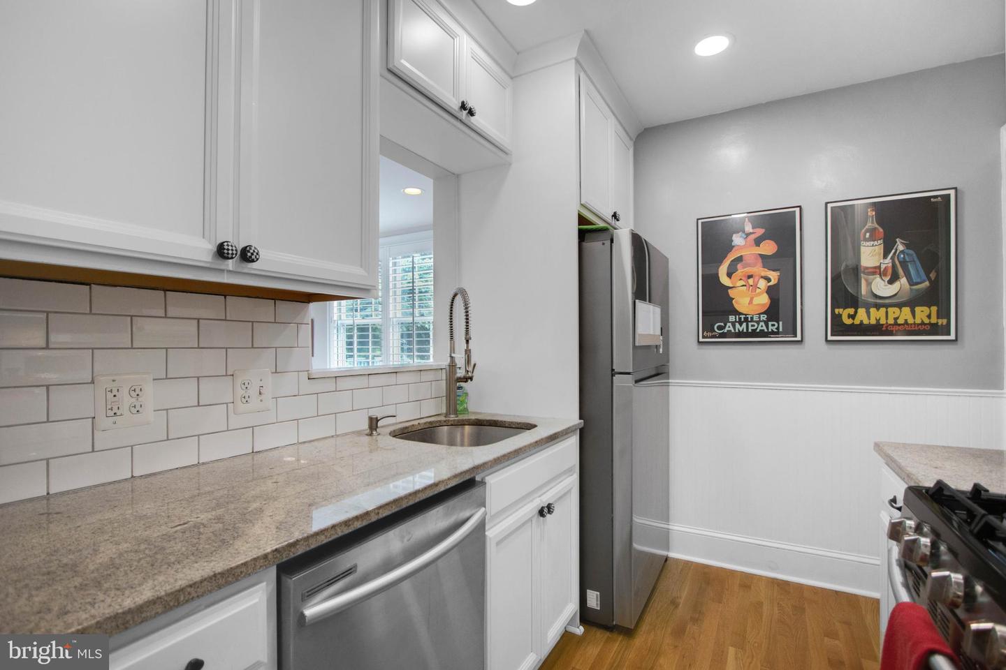 2408 3RD ST N, ARLINGTON, Virginia 22201, 5 Bedrooms Bedrooms, ,2 BathroomsBathrooms,Residential,For sale,2408 3RD ST N,VAAR2057596 MLS # VAAR2057596