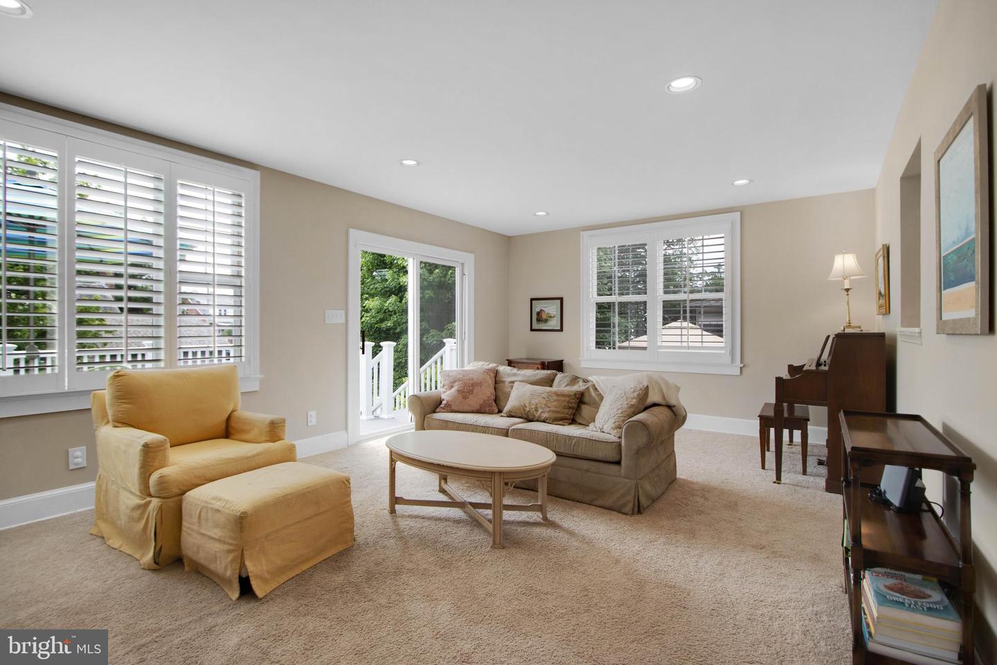 2408 3RD ST N, ARLINGTON, Virginia 22201, 5 Bedrooms Bedrooms, ,2 BathroomsBathrooms,Residential,For sale,2408 3RD ST N,VAAR2057596 MLS # VAAR2057596