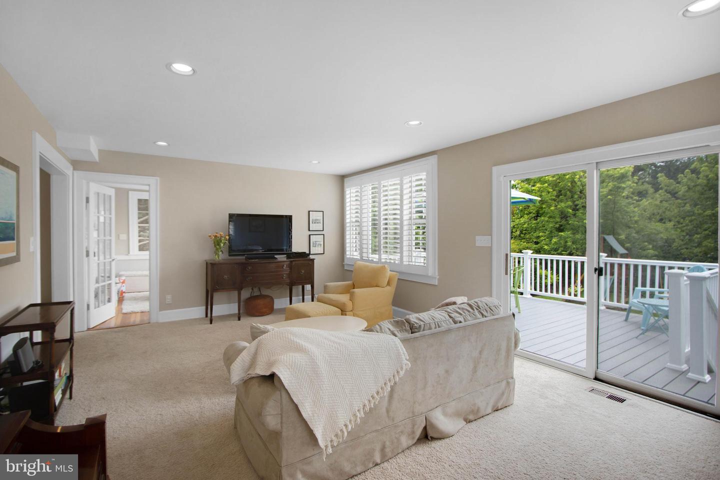 2408 3RD ST N, ARLINGTON, Virginia 22201, 5 Bedrooms Bedrooms, ,2 BathroomsBathrooms,Residential,For sale,2408 3RD ST N,VAAR2057596 MLS # VAAR2057596