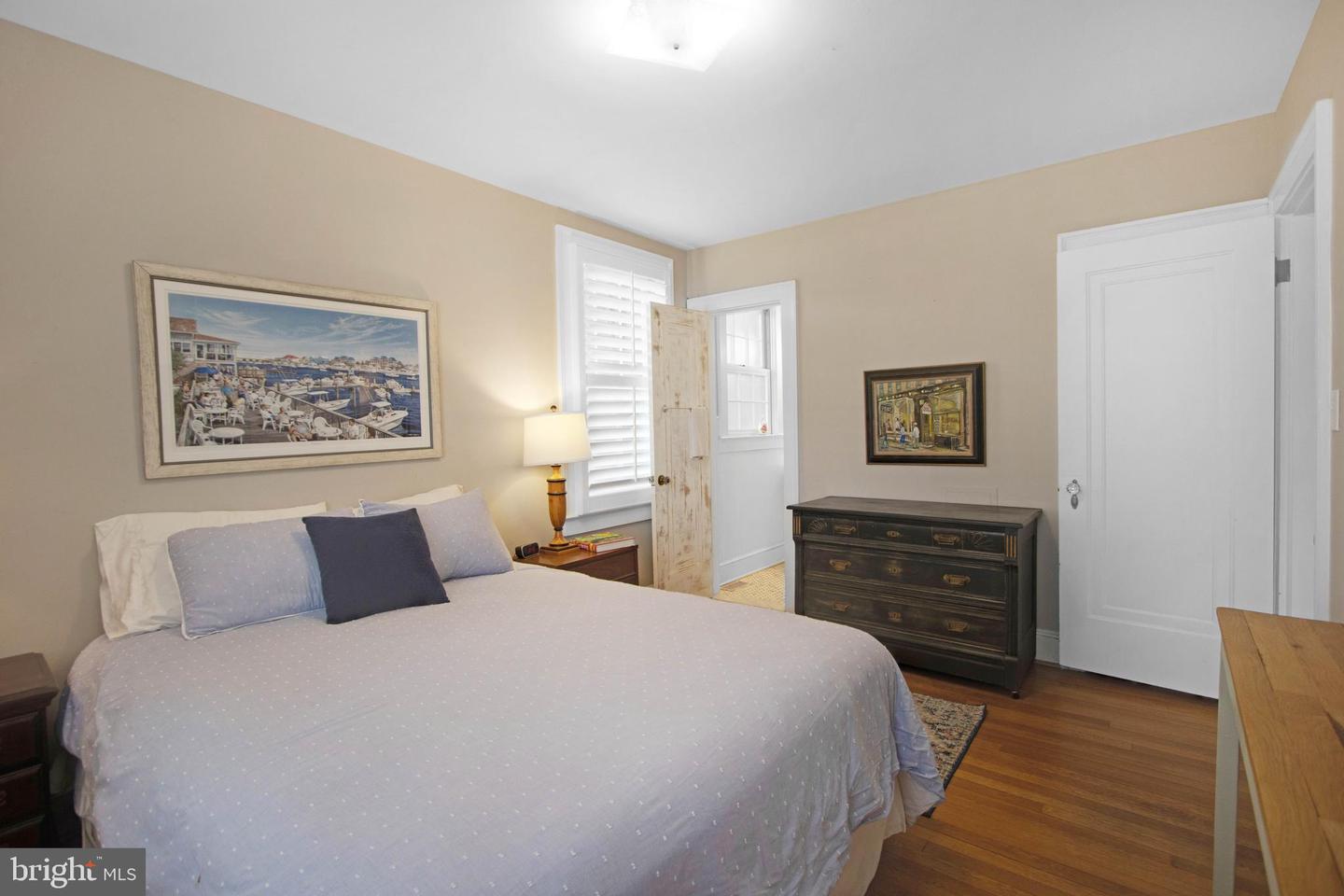 2408 3RD ST N, ARLINGTON, Virginia 22201, 5 Bedrooms Bedrooms, ,2 BathroomsBathrooms,Residential,For sale,2408 3RD ST N,VAAR2057596 MLS # VAAR2057596