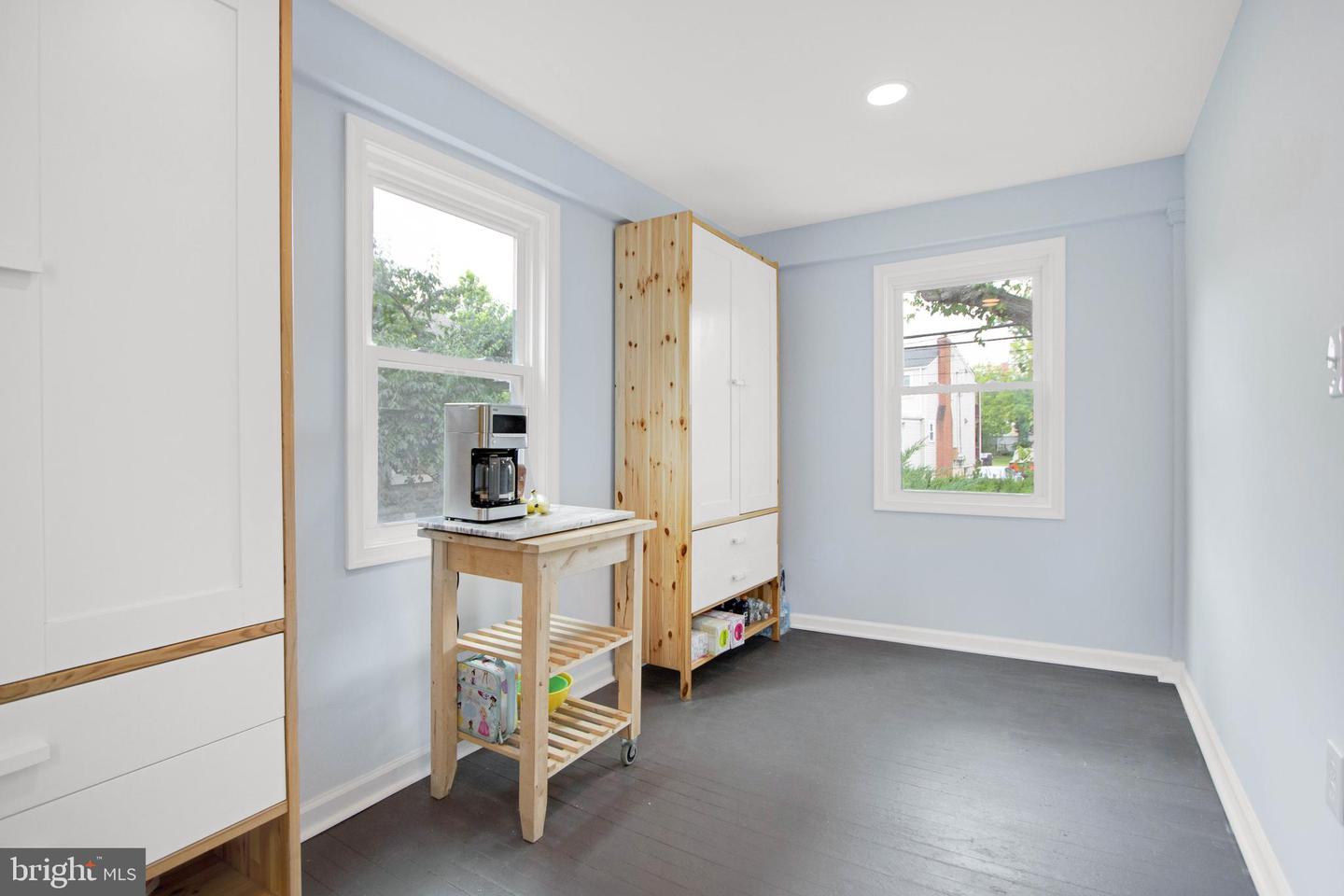 2408 3RD ST N, ARLINGTON, Virginia 22201, 5 Bedrooms Bedrooms, ,2 BathroomsBathrooms,Residential,For sale,2408 3RD ST N,VAAR2057596 MLS # VAAR2057596