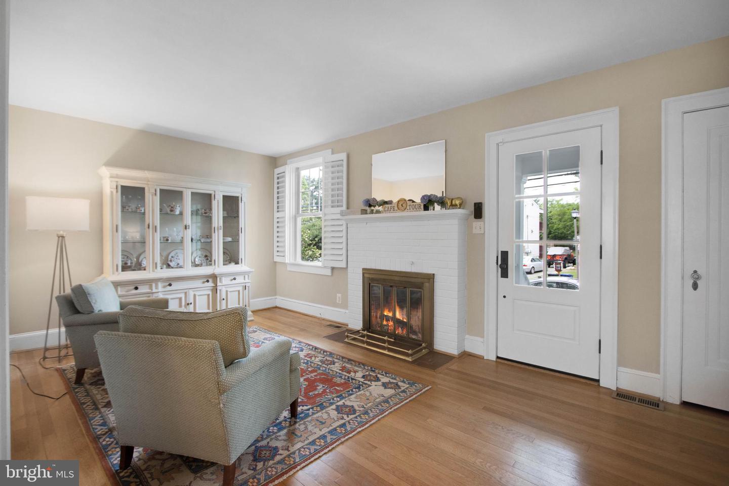 2408 3RD ST N, ARLINGTON, Virginia 22201, 5 Bedrooms Bedrooms, ,2 BathroomsBathrooms,Residential,For sale,2408 3RD ST N,VAAR2057596 MLS # VAAR2057596