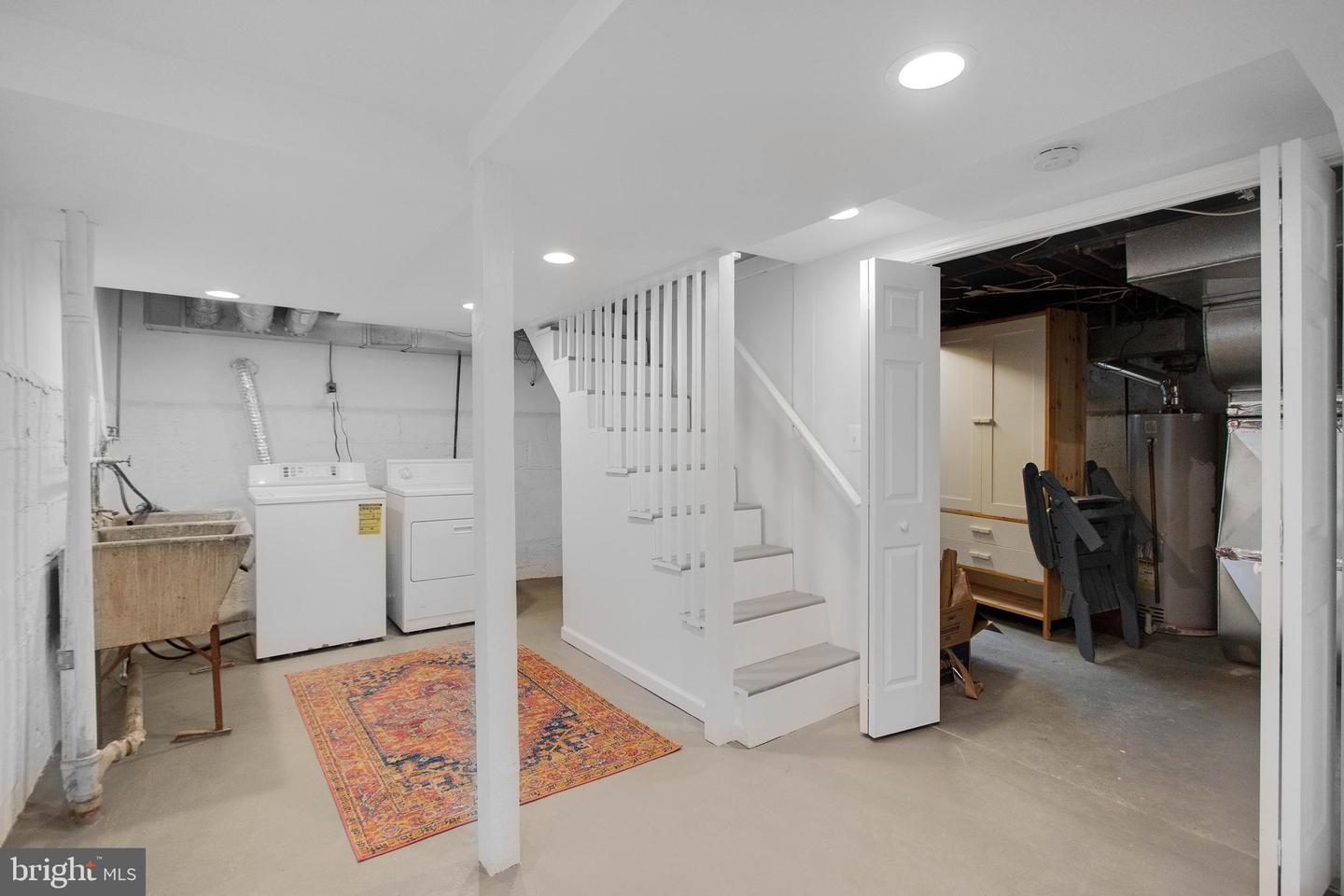 2408 3RD ST N, ARLINGTON, Virginia 22201, 5 Bedrooms Bedrooms, ,2 BathroomsBathrooms,Residential,For sale,2408 3RD ST N,VAAR2057596 MLS # VAAR2057596