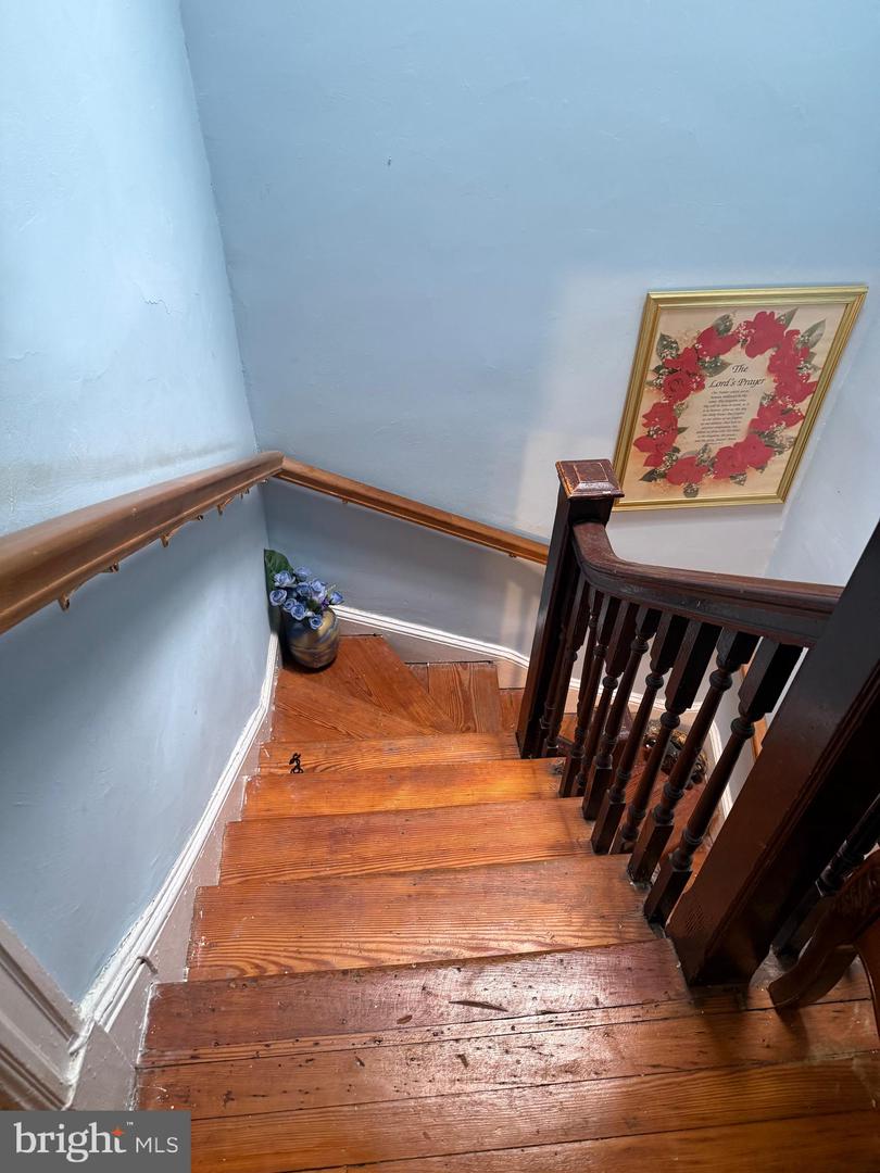 1121 8TH ST NE, WASHINGTON, District Of Columbia 20002, 4 Bedrooms Bedrooms, ,2 BathroomsBathrooms,Residential,For sale,1121 8TH ST NE,DCDC2201742 MLS # DCDC2201742